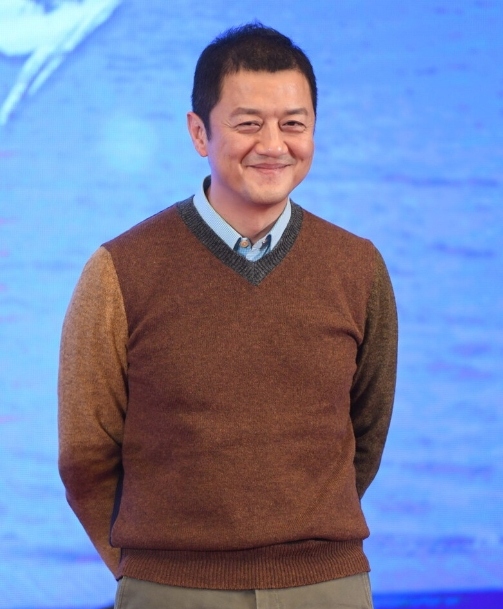 大场面上谁能更出色，关键时刻见真章的简单介绍