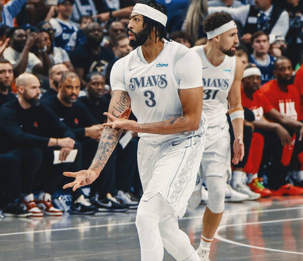 浓眉哥绝杀时刻，助攻爆棚点燃赛场，球队未来可期迎来胜利！的简单介绍